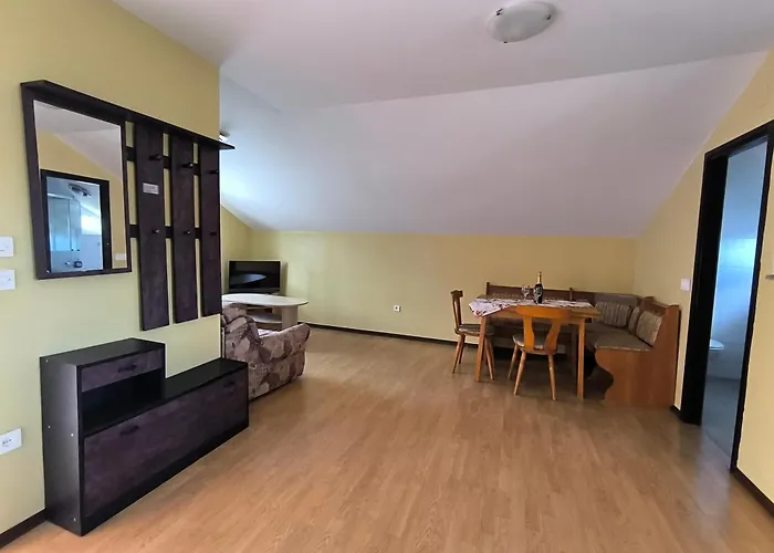 Kralj Apartment *